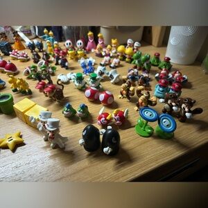 A large variety of Super Mario characters